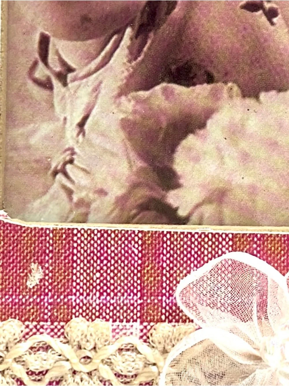 New “Too Cute” Picture Frame (Fits 3.5” x 5” photo)